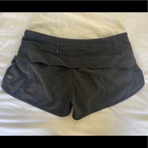 Lululemon Speed Up Low-Rise Lined Short 2.5”